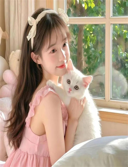 三世情缘两不疑色彩运用解析里程碑式的：色调选择与情绪表达分析，双语字幕